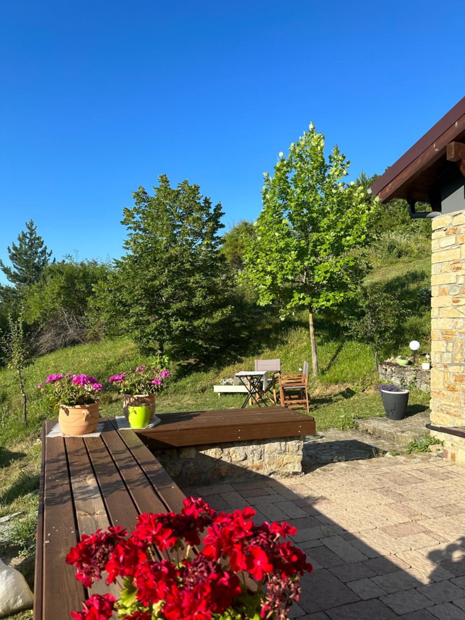 Little Garden Cabin Perivolaki エクステリア 写真